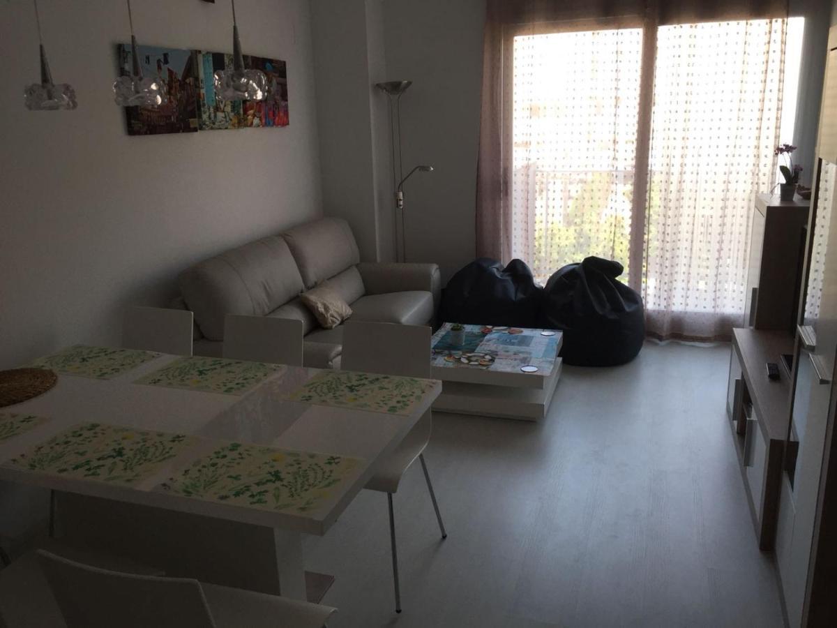 דירות גאנדיה Edificio Attikos - Solo Familias מראה חיצוני תמונה